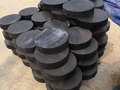 莱阳市板式橡胶支座由若干层橡胶片与薄钢板经加压硫化